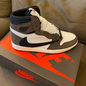 Jordan 1 retro high Travis Scott